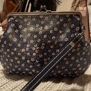 Patricia Nash wristlet